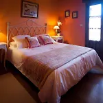 Hétvégi ház Casa Peluaga *