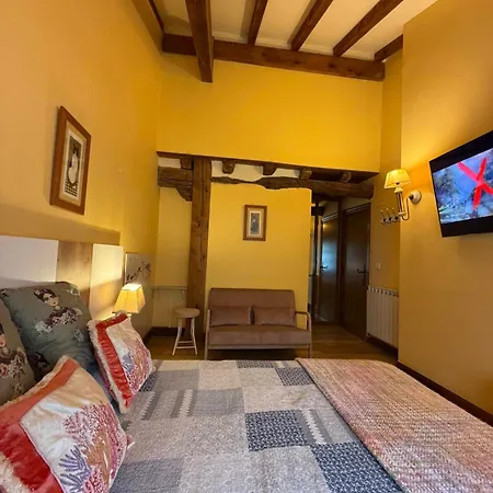 Country house Casa Peluaga *