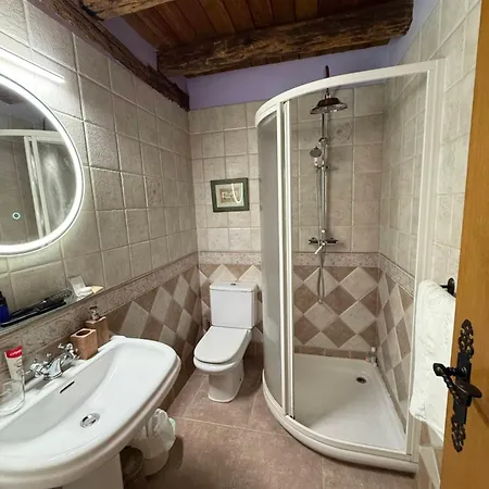 Casa Peluaga *
