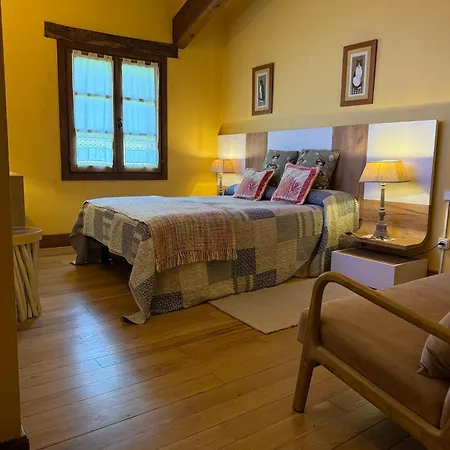 Casa Peluaga *