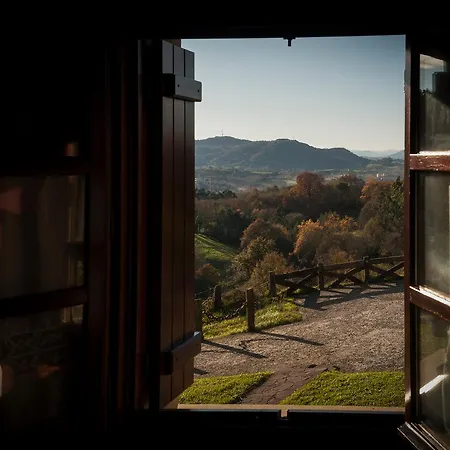 Casa Peluaga Country house