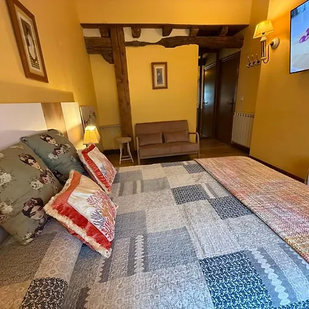 Casa Peluaga منزل ريفي *