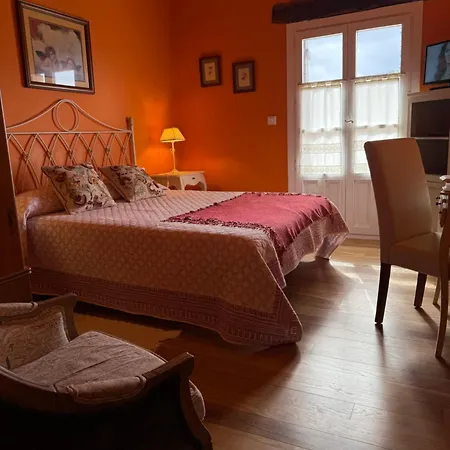 منزل ريفي Casa Peluaga أويارتثون